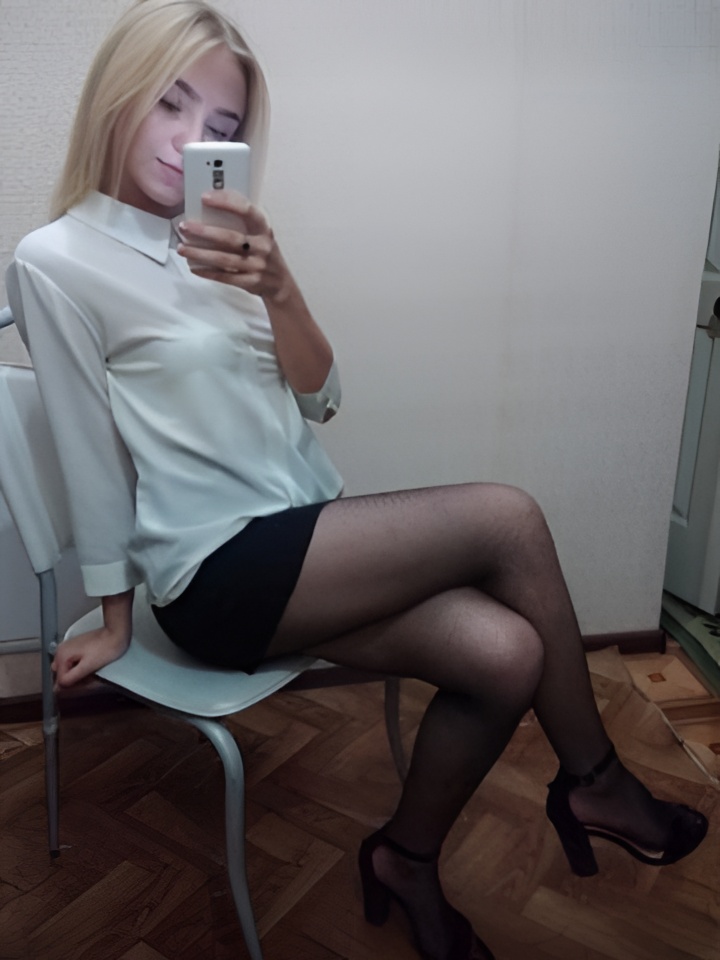 Елизавета привлекальеная девушка из Ржев цена от 1500 руб