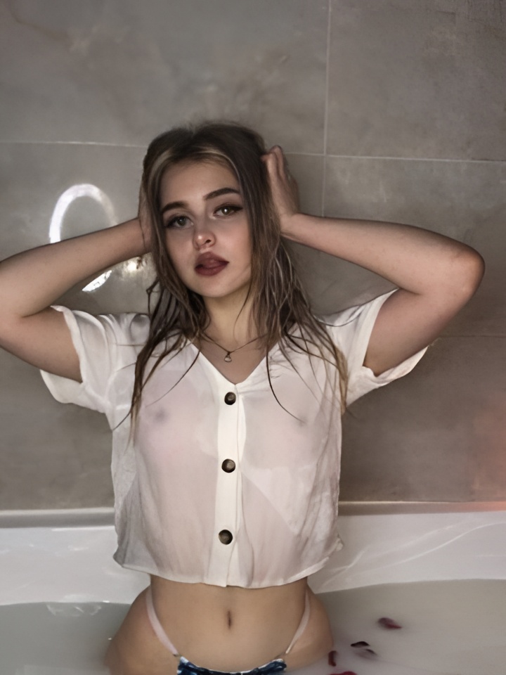 Илона привлекальеная девушка из Ржев цена от 2500 руб