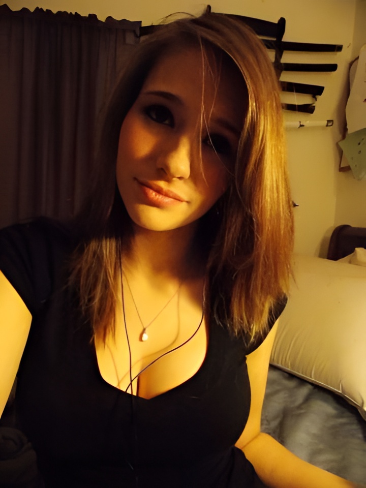 Сабина привлекальеная девушка из Ржев цена от 1500 руб