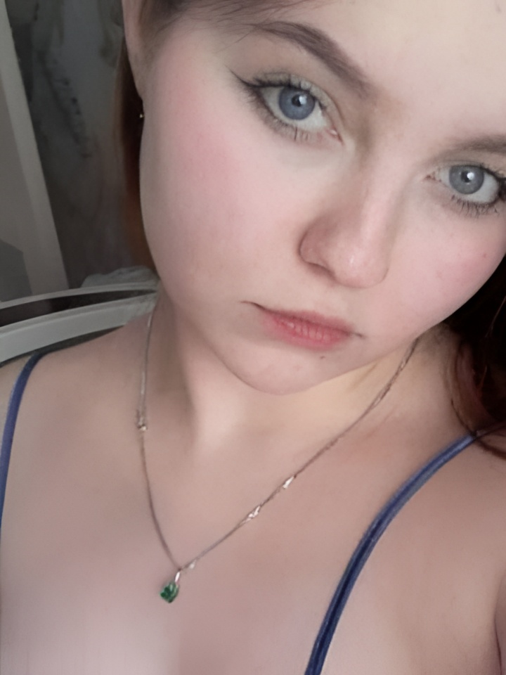 Василиса привлекальеная девушка из Ржев цена от 1500 руб