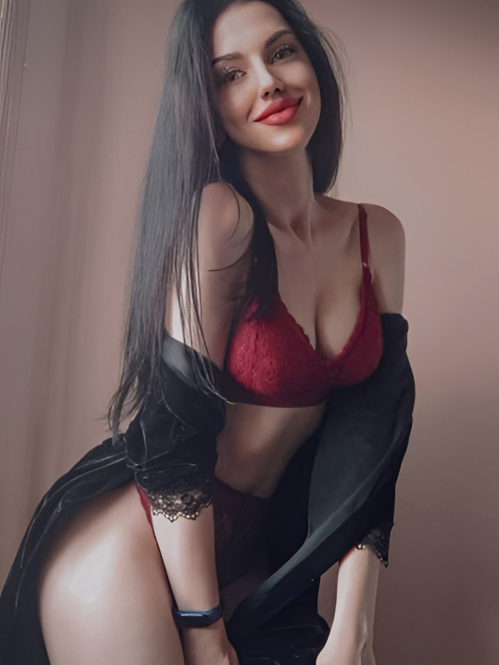 Злата привлекальеная девушка из Ржев цена от 2000 руб