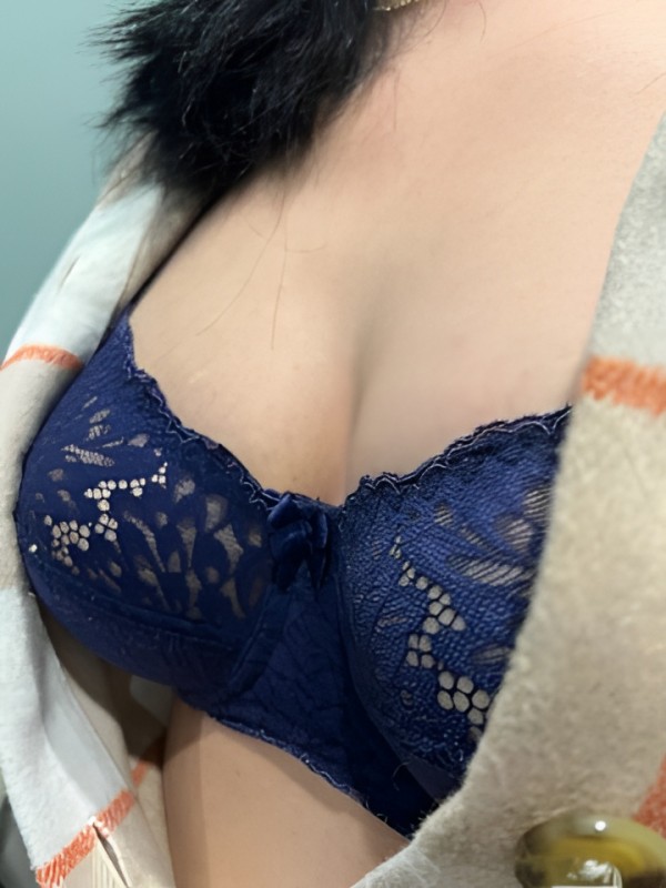 Софи привлекательная девушка из Ржев цена от 2000 руб