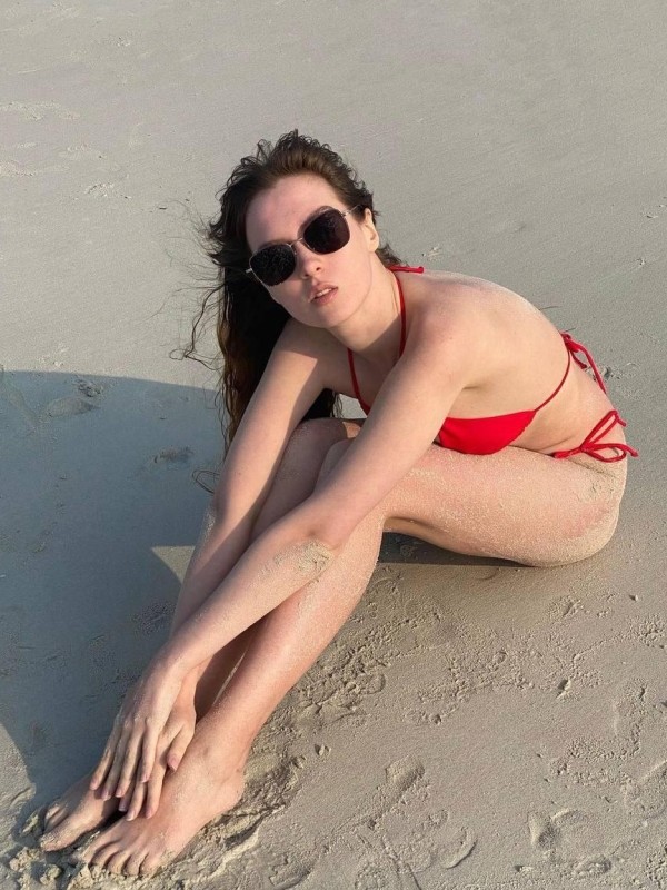 Оля привлекательная девушка из Ржев цена от 7000 руб